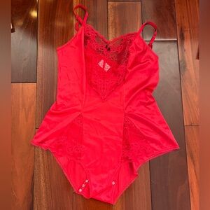 Vintage Applause Teddy Lingerie One Piece Bodysuit Romper Lace Red Size 32 USA